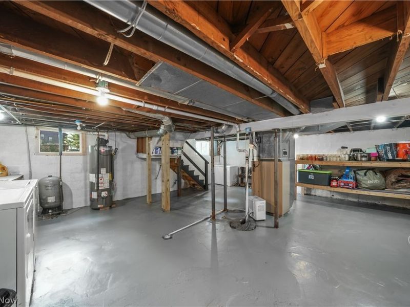 592 Braceville Robinson Road NW, Newton Falls, OH 44444 Photo 19