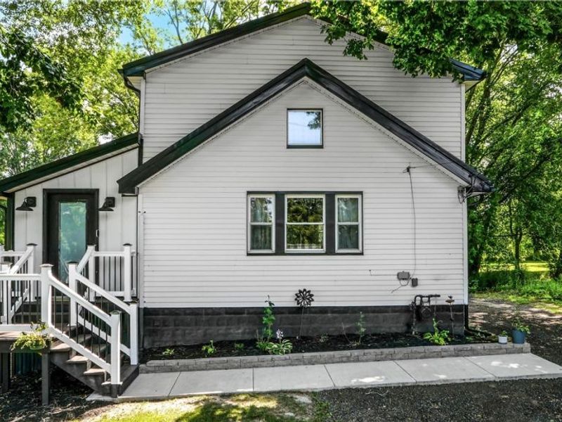 592 Braceville Robinson Road NW, Newton Falls, OH 44444 Photo 22
