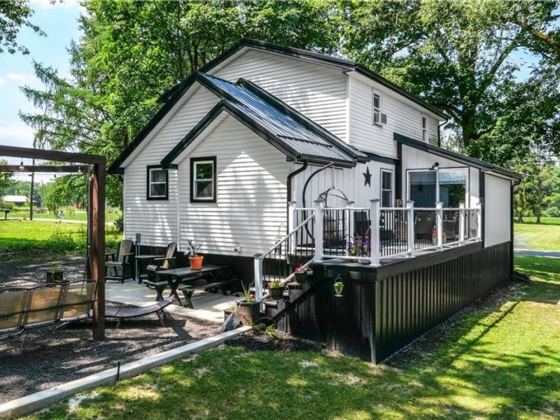 592 Braceville Robinson Road NW, Newton Falls, OH 44444 Photo 23