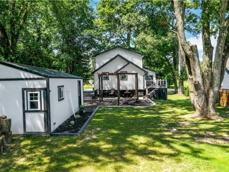 592 Braceville Robinson Road NW, Newton Falls, OH 44444 Photo 24