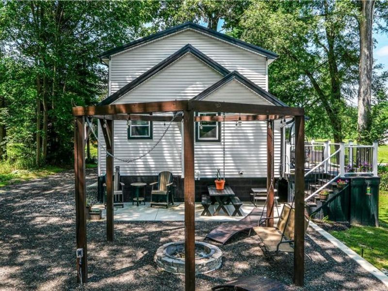 592 Braceville Robinson Road NW, Newton Falls, OH 44444 Photo 25
