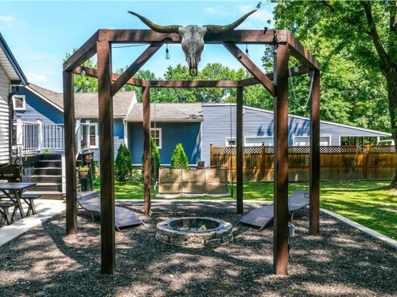 592 Braceville Robinson Road NW, Newton Falls, OH 44444 Photo 27