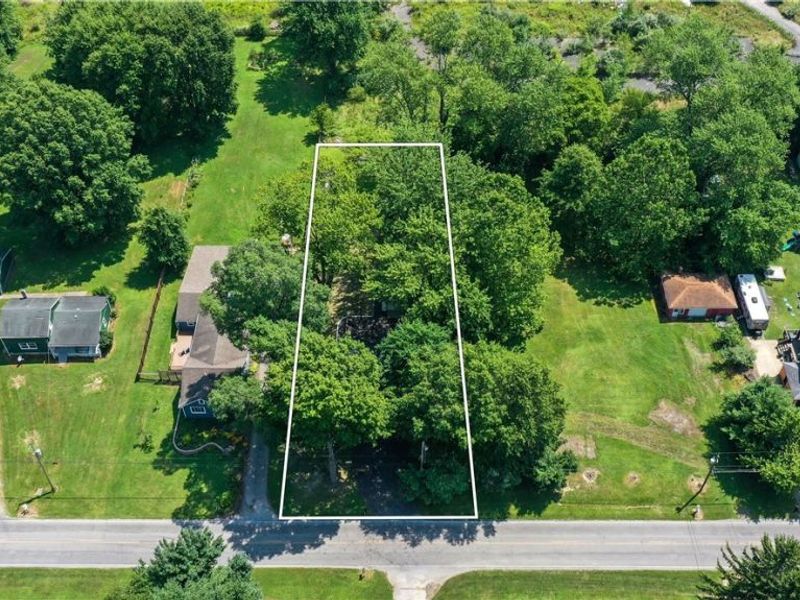 592 Braceville Robinson Road NW, Newton Falls, OH 44444 Photo 37