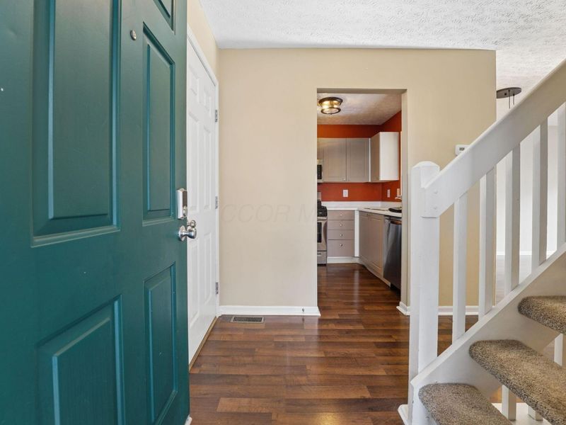 202 Hawkins Lane, Unit 90E, Blacklick, OH 43004 Photo 2