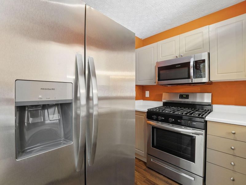 202 Hawkins Lane, Unit 90E, Blacklick, OH 43004 Photo 6