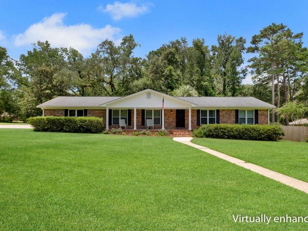 4034 Delvin Drive , Tallahassee, FL 32309