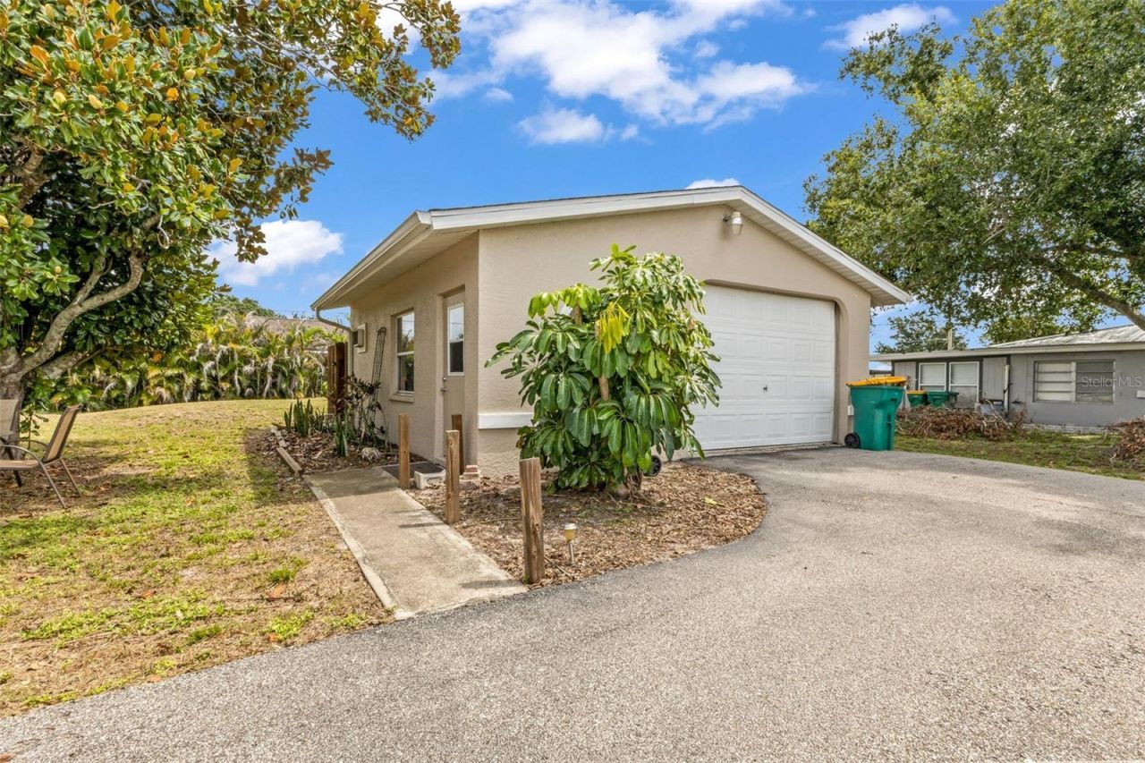 30048 Oak Road, Punta Gorda, FL 33982 Photo