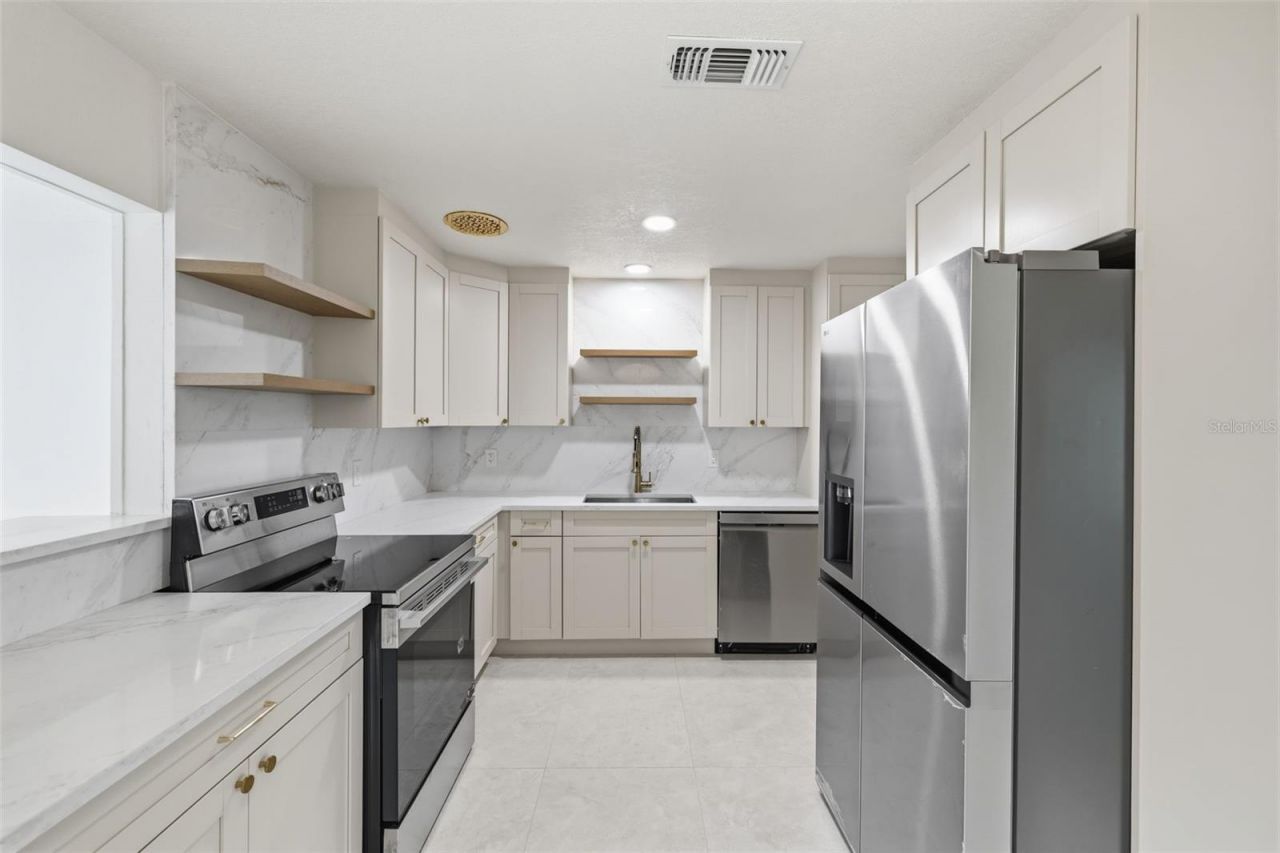 4716 17th Avenue N, Saint Petersburg, FL 33713 Photo