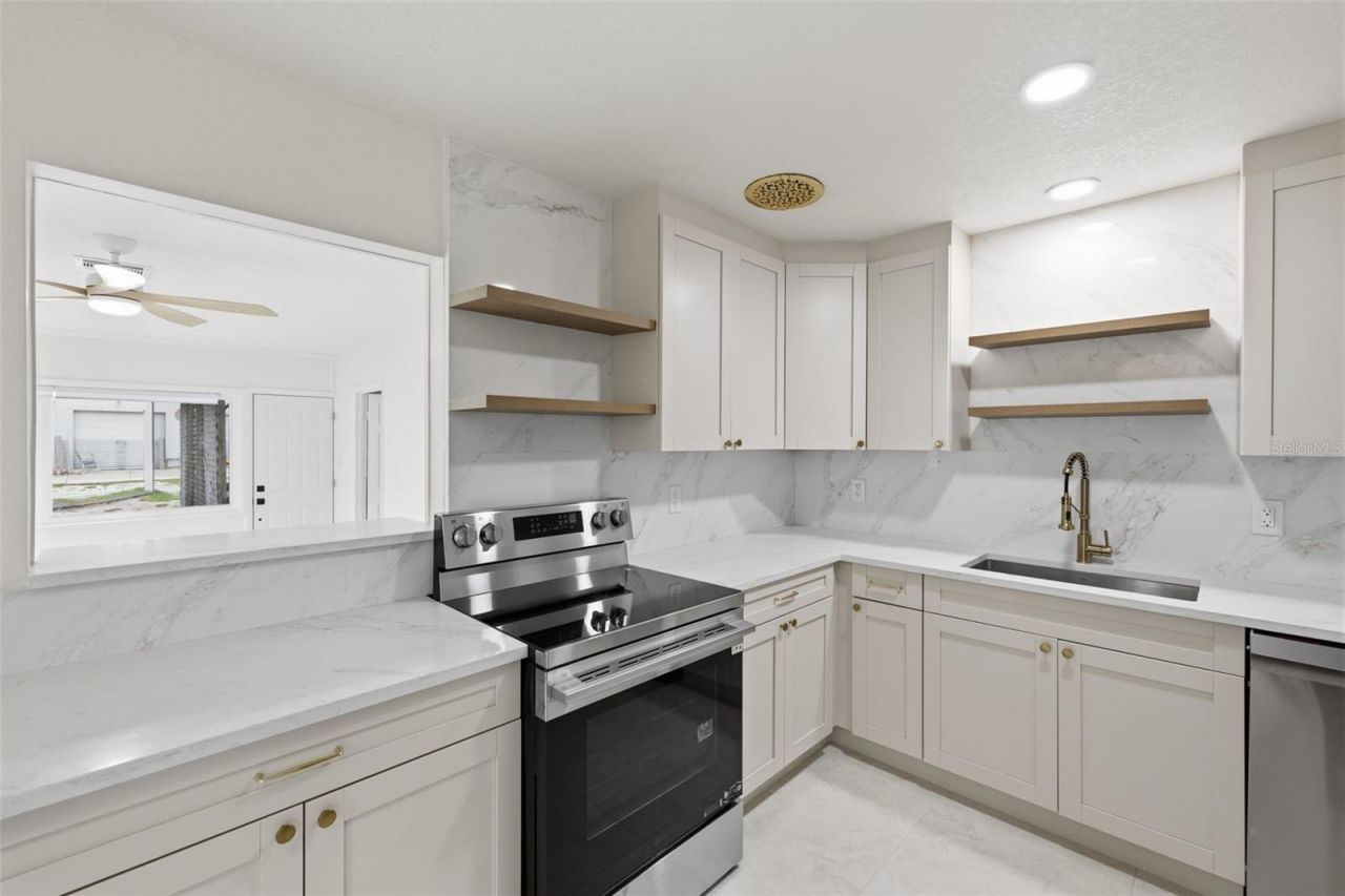 4716 17th Avenue N, Saint Petersburg, FL 33713 Photo