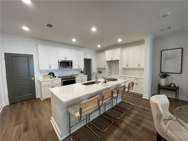 5008 Shirley Oaks Drive , Unit 290, Peachtree Corners, GA 30092