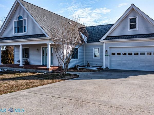 2929 Fleeton Rd , Reedville, VA 22539