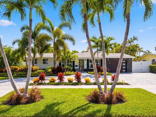 765 Lagoon Drive, North Palm Beach, FL 33408