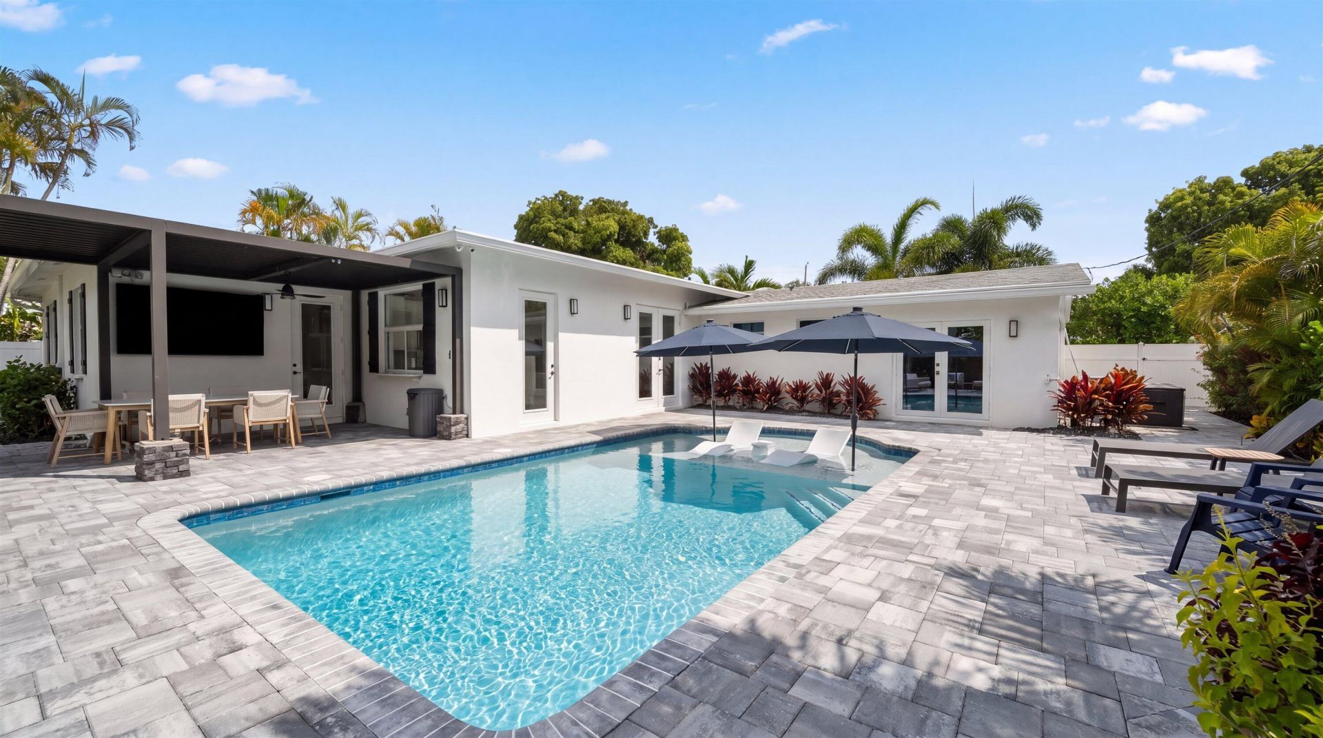 765 Lagoon Drive, North Palm Beach, FL 33408 Photo