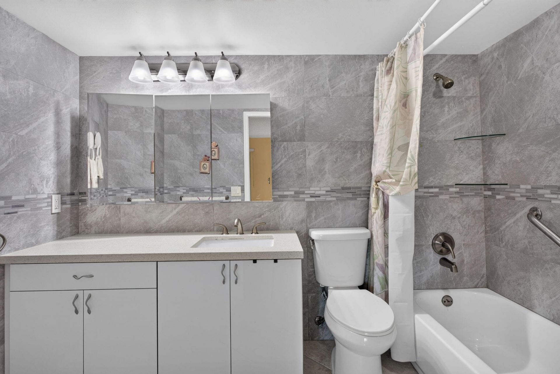 2006 Granada Drive, Unit J1, Coconut Creek, FL 33066 Photo