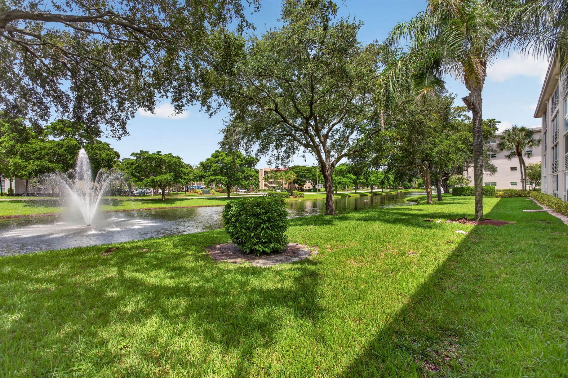 2006 Granada Drive, Unit J1, Coconut Creek, FL 33066 Photo