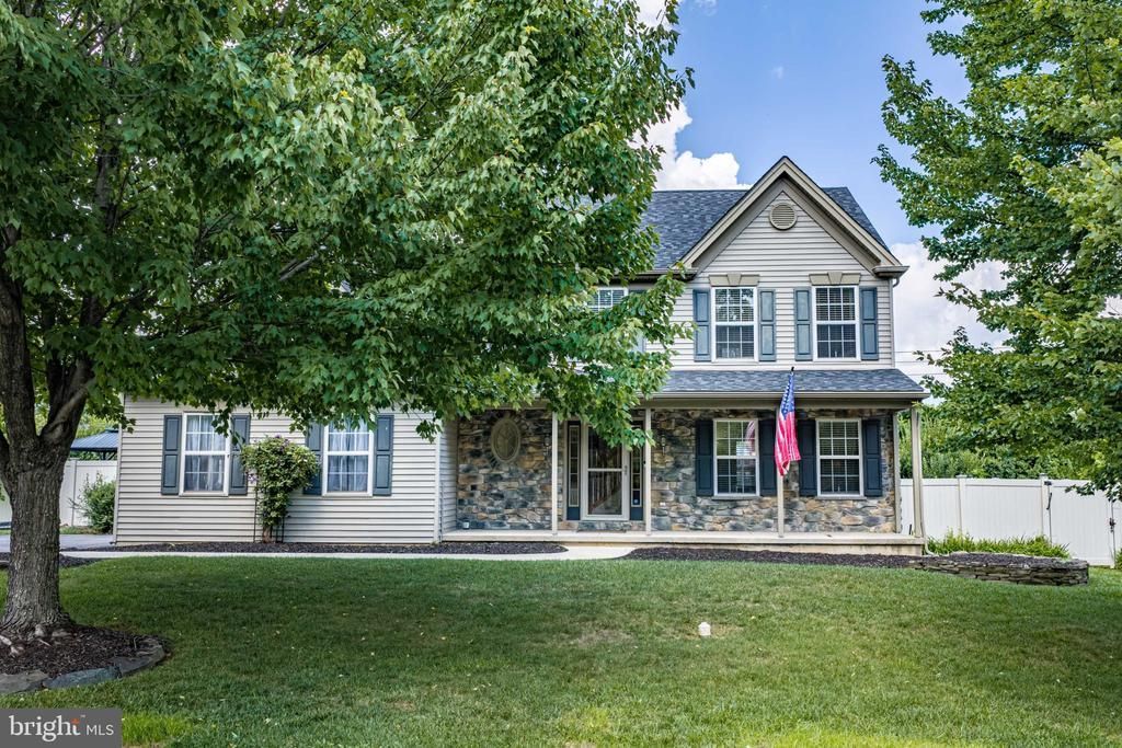 4003 REDWOOD DRIVE , BETHLEHEM, PA 18020