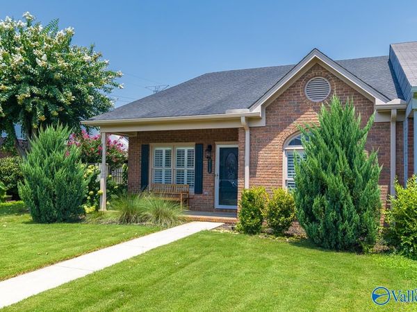 2112 Yorkshire Se SE, Decatur, AL 35601