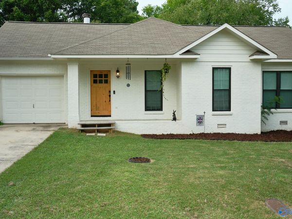735 Wynsom Drive SE, Huntsville, AL 35803