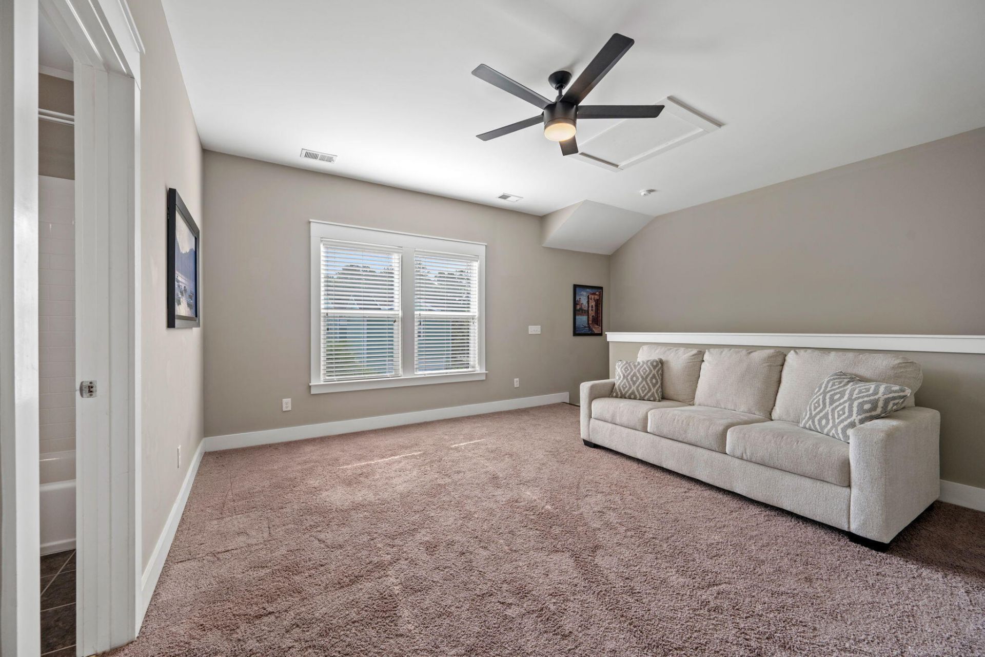 104 Starling Street Photo 38