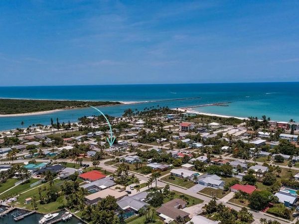 1706 St Lucie Court, Fort Pierce, FL 34949