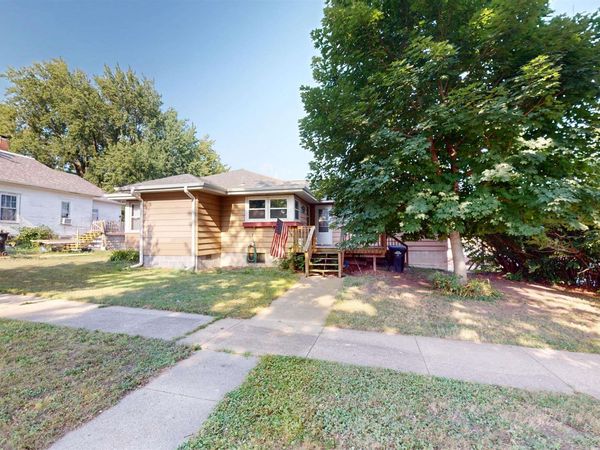 338 S 9TH ST, Cherokee, IA 51012
