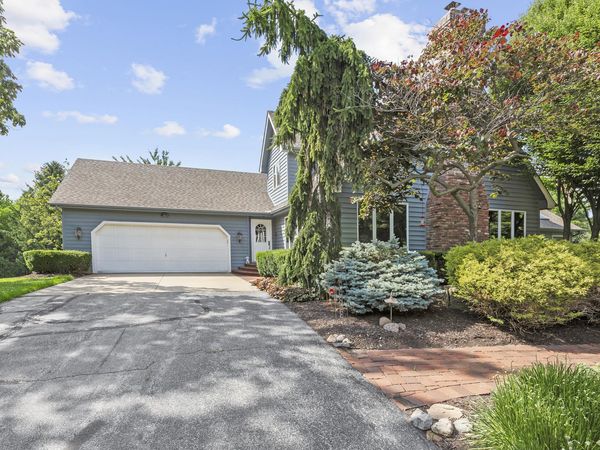 6234 E 109th Avenue, Crown Point, IN 46307