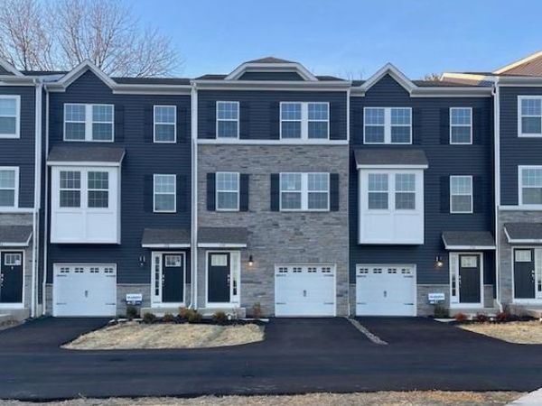 317 LANTERN COURT , SELLERSVILLE, PA 18960