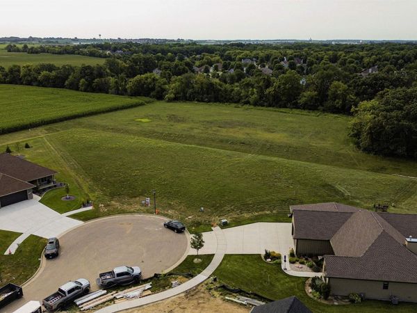 2623 Woodside Drive, Beloit, WI 53511
