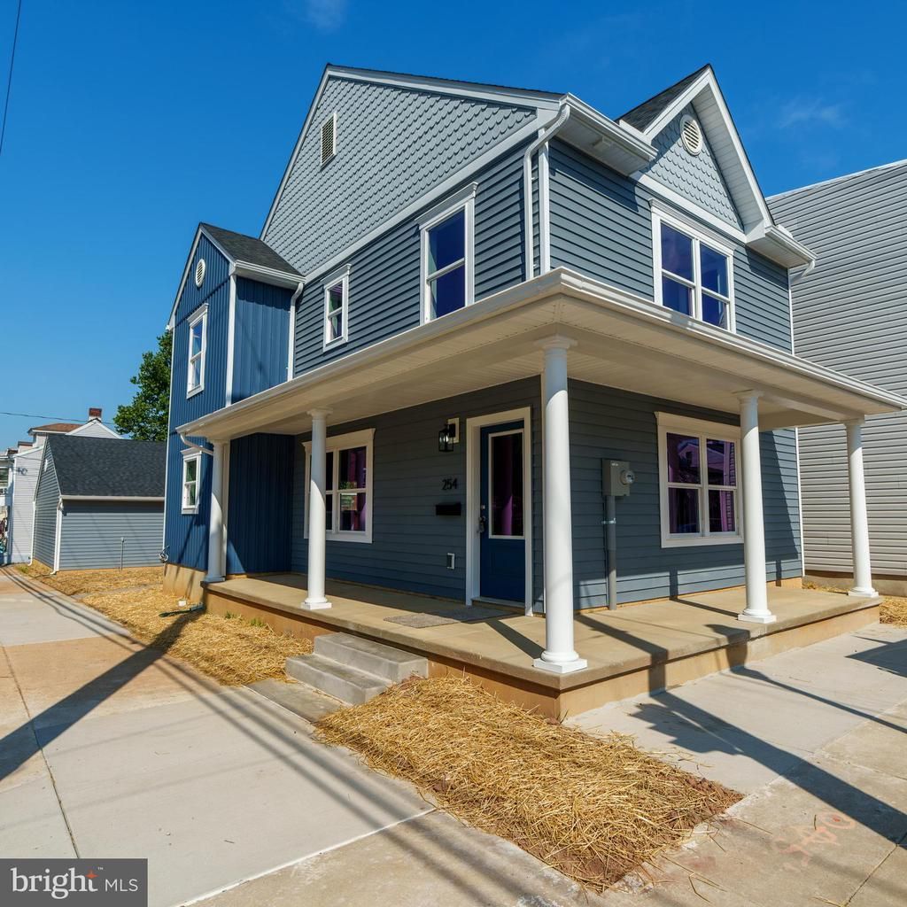 254 S QUEEN STREET , YORK, PA 17403