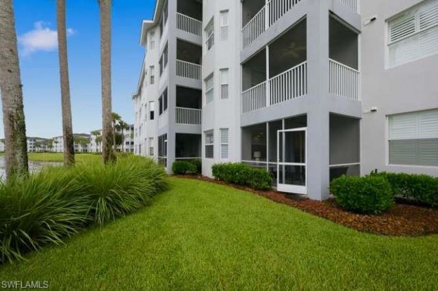 10361 Butterfly Palm Dr, Unit 712, Fort Myers, FL 33966 Photo