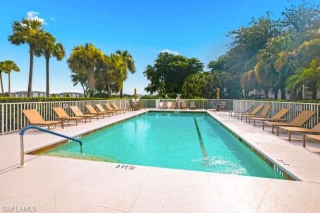 10361 Butterfly Palm Dr, Unit 712, Fort Myers, FL 33966 Photo