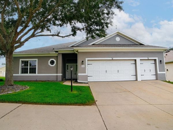 25509 LAUREL VALLEY ROAD , LEESBURG, FL 34748