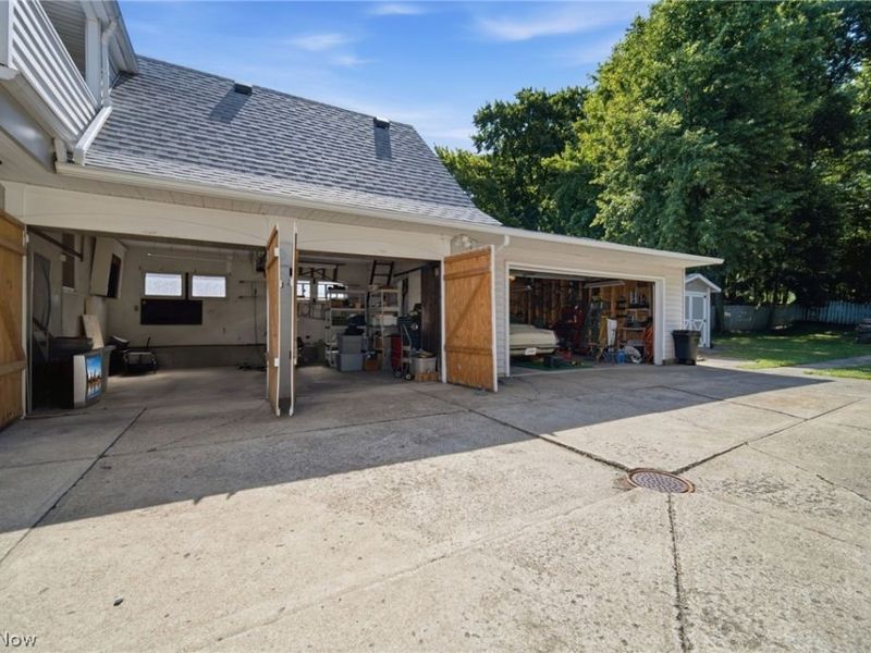 5003 W Ridgewood Drive , Parma, OH 44134 Photo 20