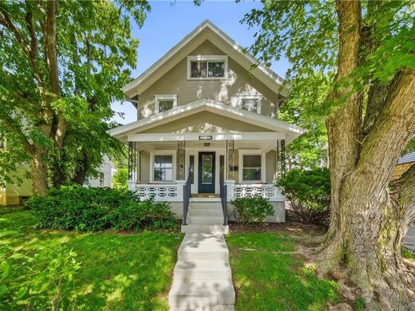 4605 STATE LINE Road, Kansas City, MO 64112
