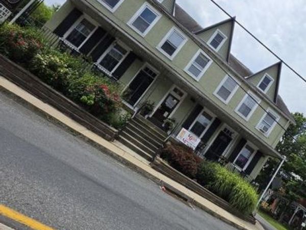 254 N MAIN STREET , TRUMBAUERSVILLE, PA 18970