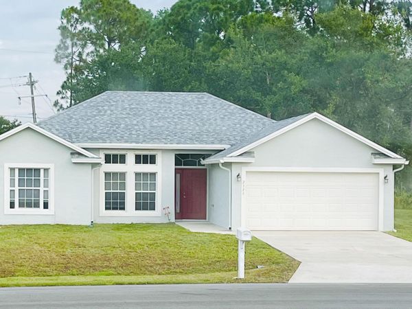 2325 SW SALMON Road, Port St. Lucie, FL 34953