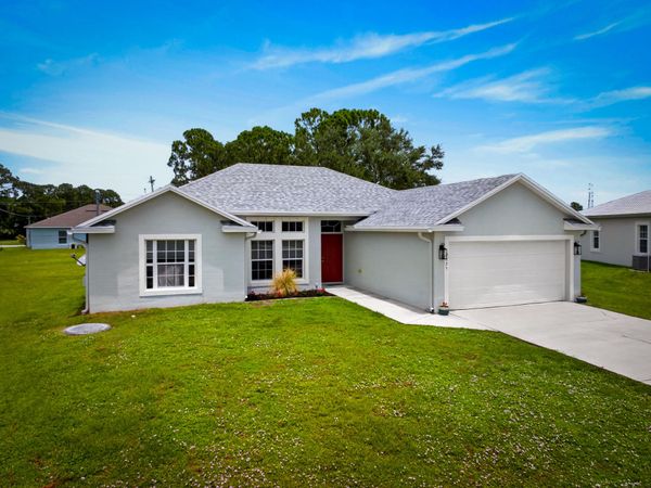 2325 SW SALMON Road, Port St. Lucie, FL 34953