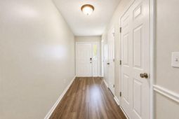 209 William Street photo 4