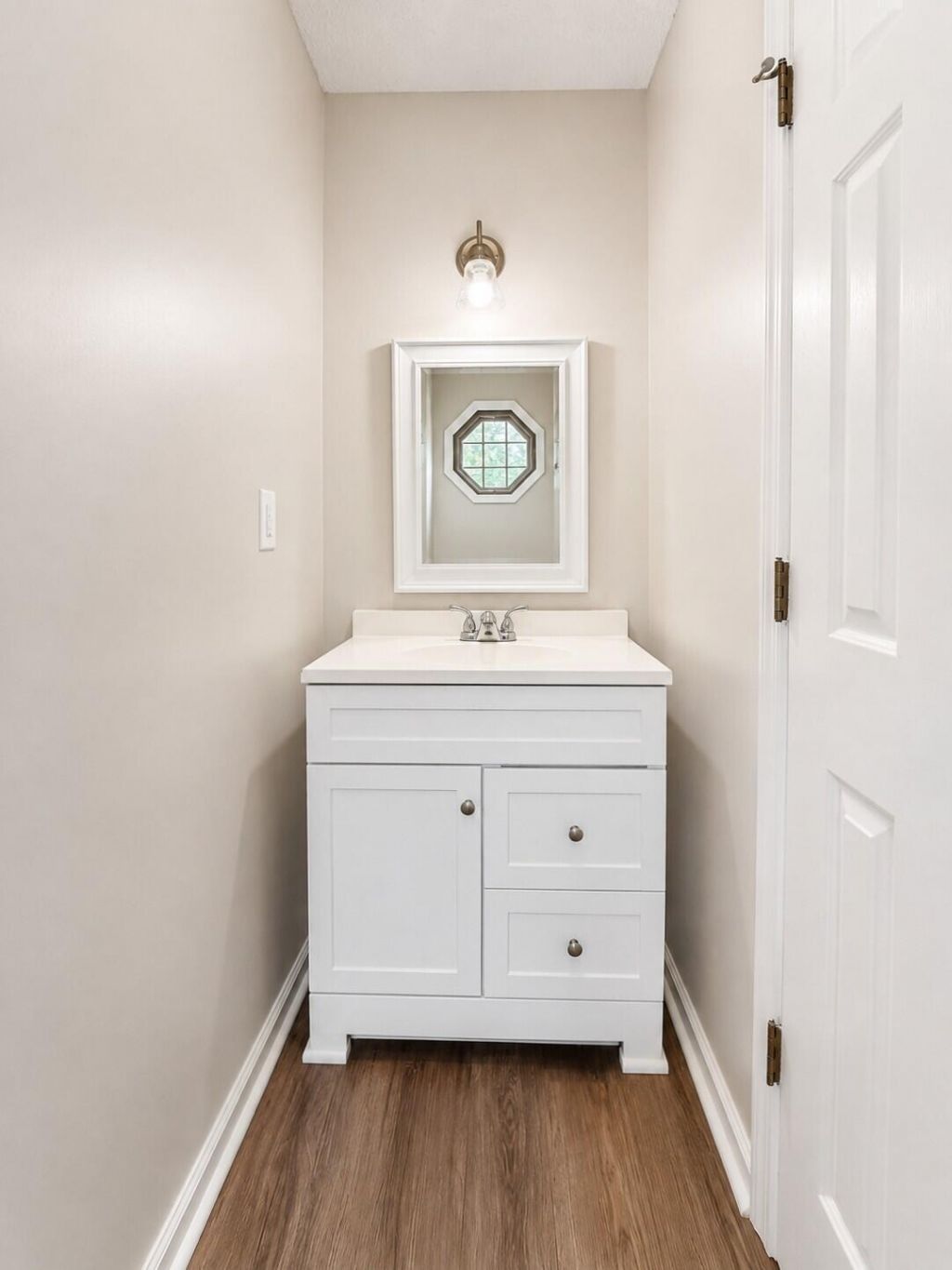 209 William Street Photo 6