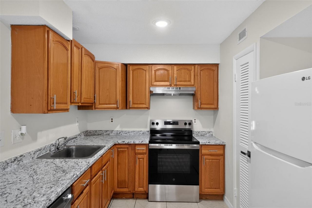 774 Hampton Drive Ne, Palm Bay, FL 32905 Photo