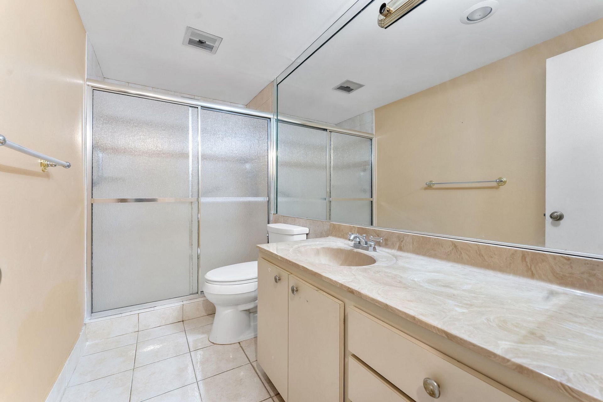 5208 NE 24th Terrace, Unit F124, Fort Lauderdale, FL 33308 Photo