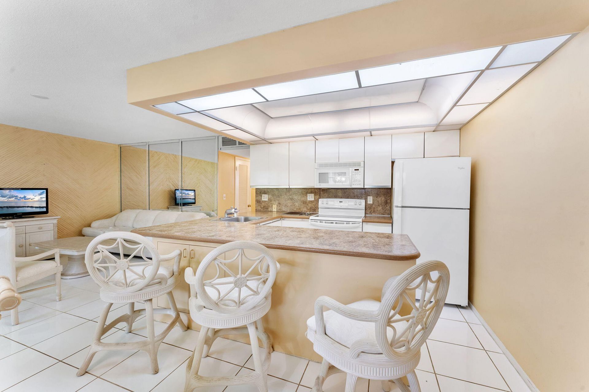 5208 NE 24th Terrace, Unit F124, Fort Lauderdale, FL 33308 Photo