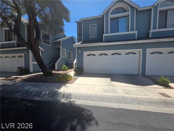 5027 Strauss Drive, Las Vegas, NV 89146