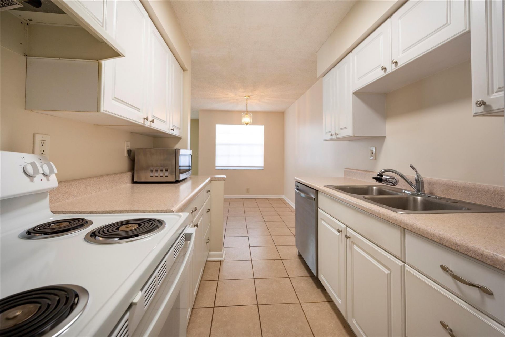 930 Mandarin Isle, Fort Lauderdale, FL 33315 Photo