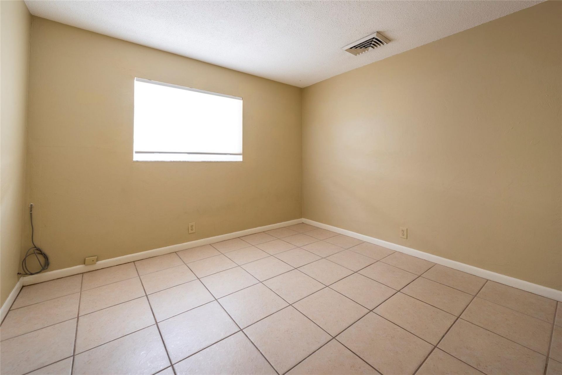 930 Mandarin Isle, Fort Lauderdale, FL 33315 Photo