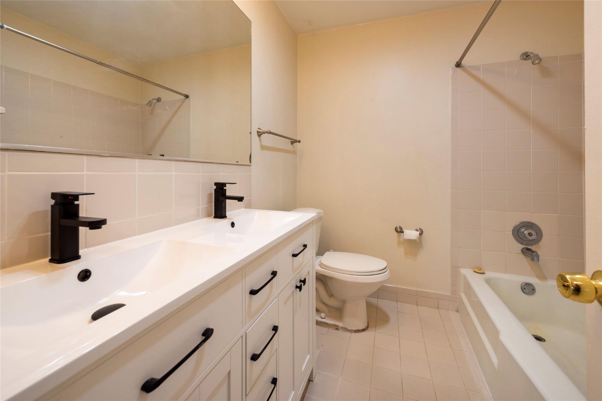930 Mandarin Isle, Fort Lauderdale, FL 33315 Photo