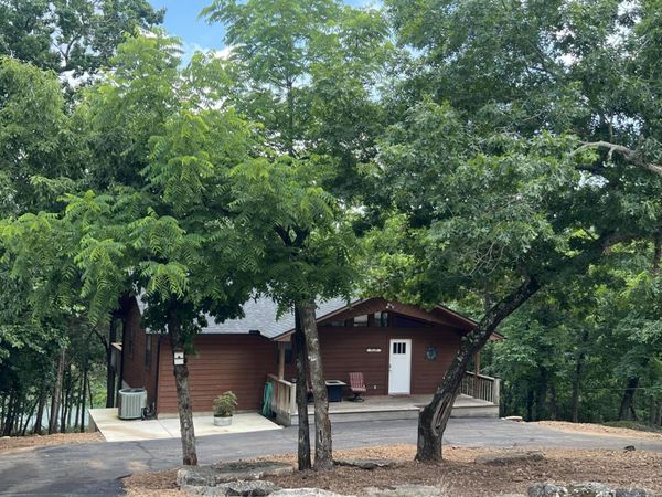21420 Farm Road 2267 , Eagle Rock, MO 65641