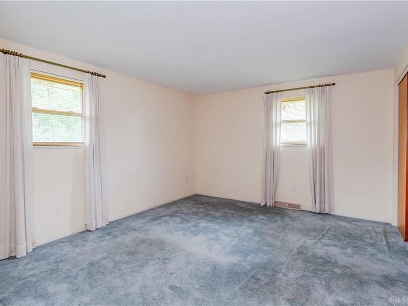 1116 W Alkaline Springs Road, Vandalia, OH 45377 Photo 32