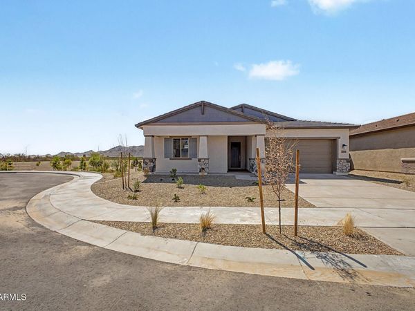 22203 W BLACKHAWK Drive, Surprise, AZ 85387