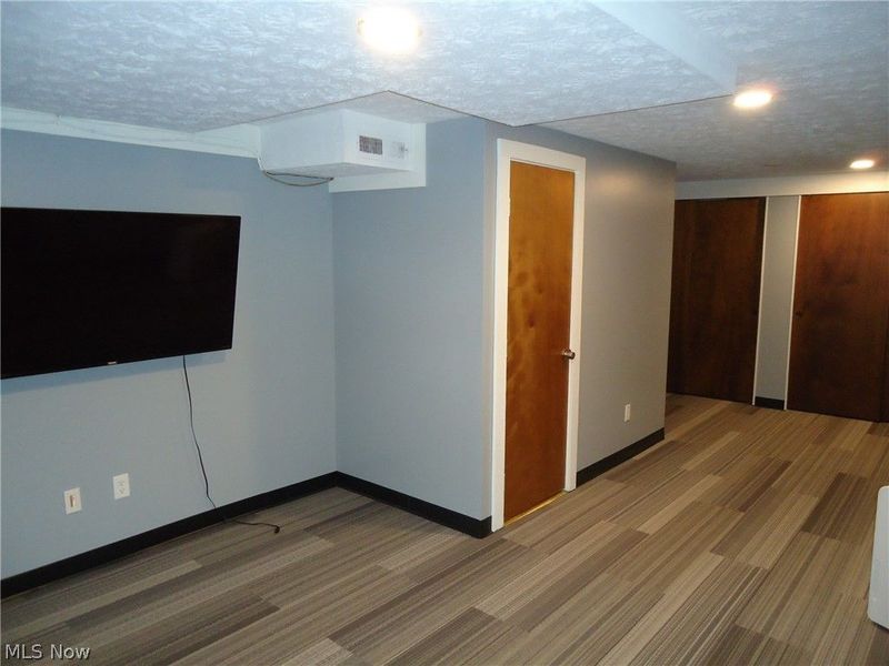 306 Deepwood Drive, Wadsworth, OH 44281 Photo 14